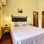Fattoria Le Giare Hotel *